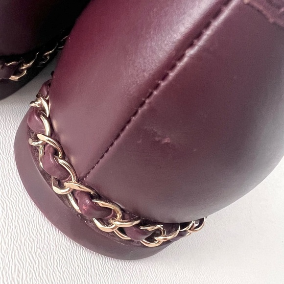 CHANEL | CC Interlocking Logo Gold Chain Burgundy Leather Loafers Moccasin 37.5 - Picture 10 of 16